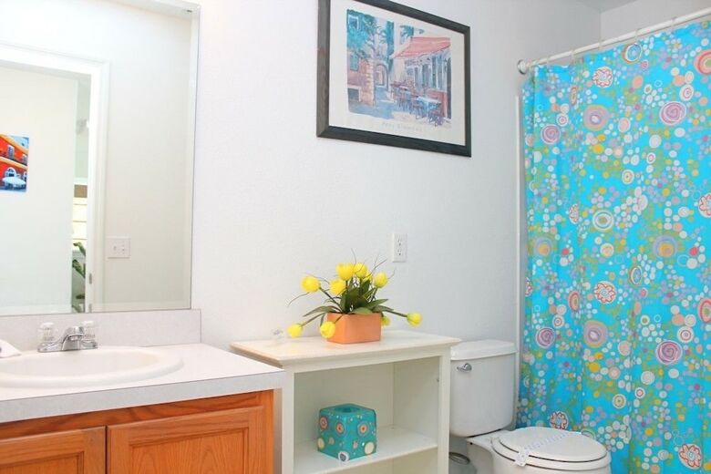 Berkeley Executive - Five Bedroom Home
