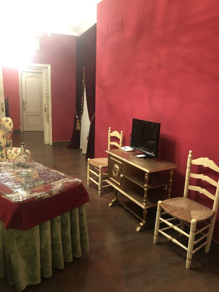 Apartamento En Pleno Centro De Marchena