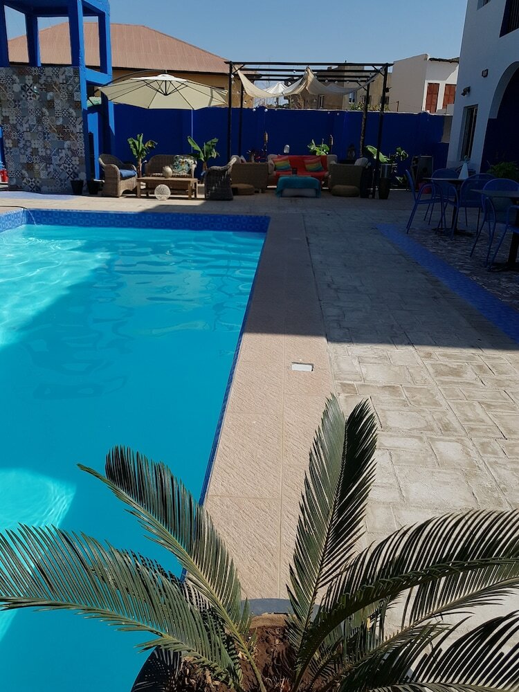 Camara Gardens Apartments With Pool