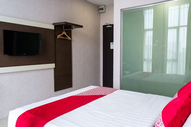 Oyo 676 Nasa Hotel