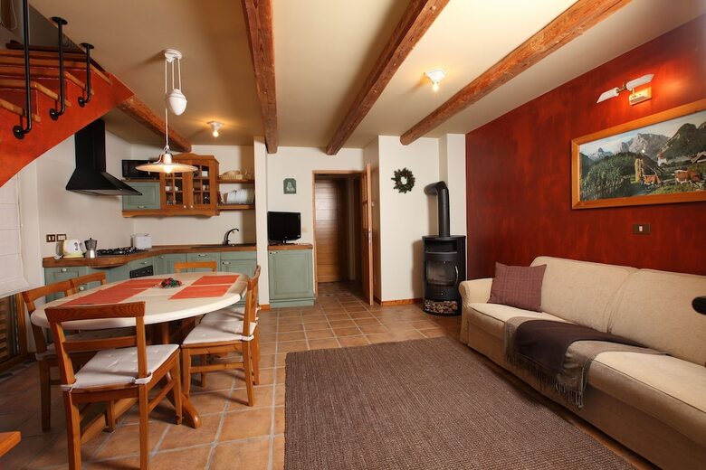 Kronau Chalet Resort