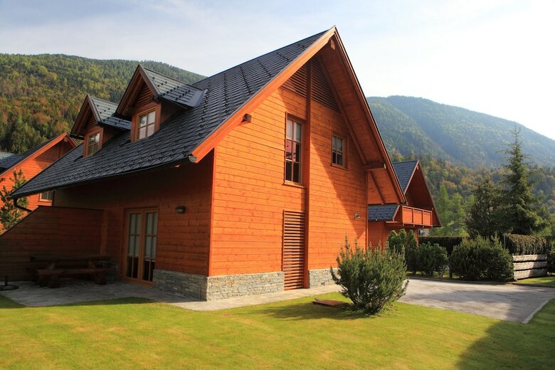 Kronau Chalet Resort