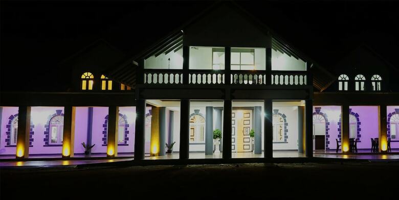 Hotel Aurelia Negombo