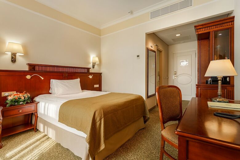 Garden Ring Hotel