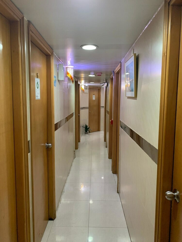 China Emperor Hotel
