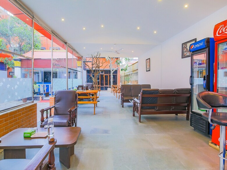 Oyo 352 Hotel Konark Inn