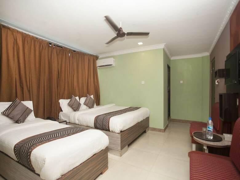 Oyo 343 Pop Life Hotel