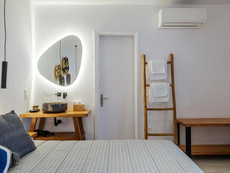 Secret Garden Apartments