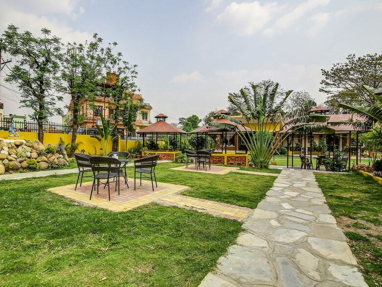 Hotel Oyo 350 Amrapali Cottage