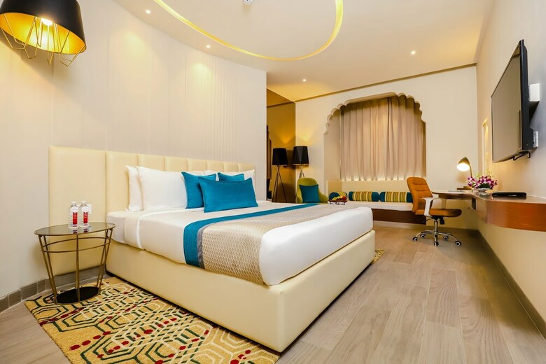 Hotel Zone Palace By The Park