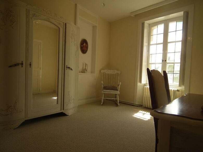 No 6 Bed & Breakfast