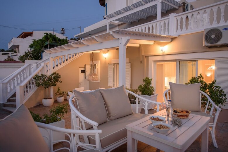 Apartamentos Rodanthi Hospitality