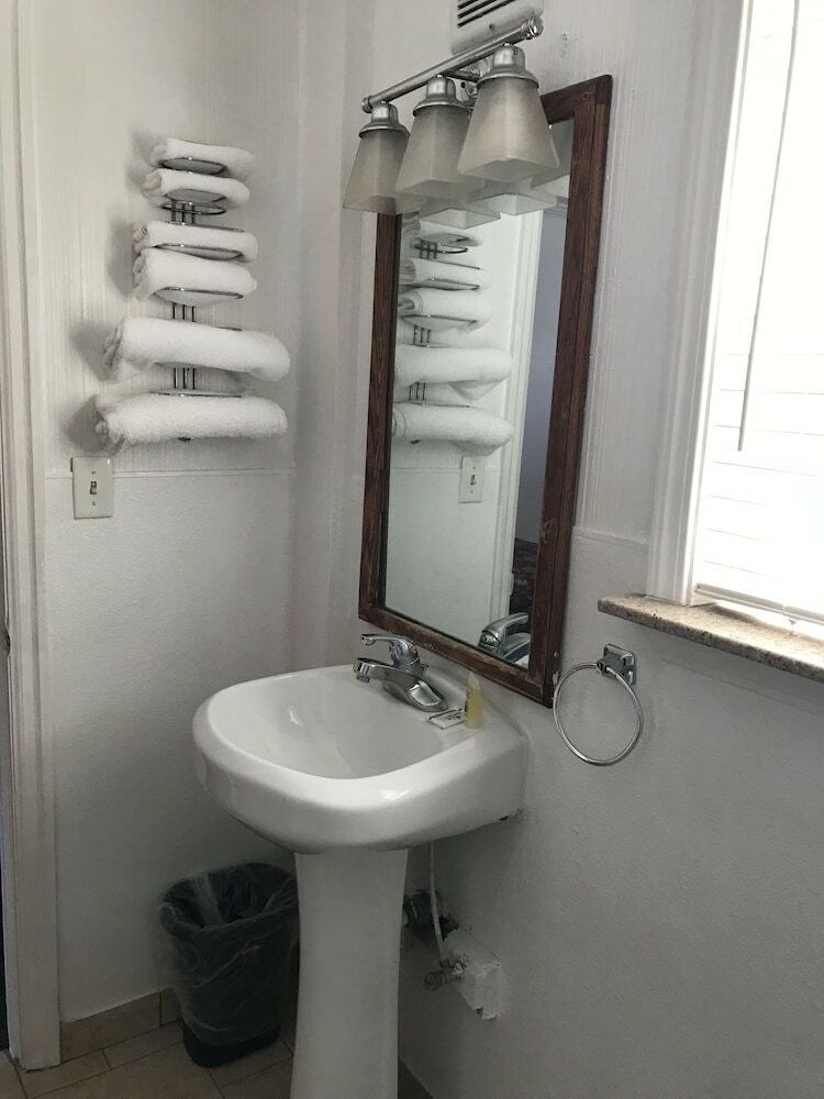 Chalet Motel