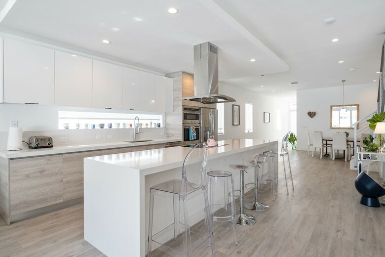 4br Pool Townhome Duplex By Jos17