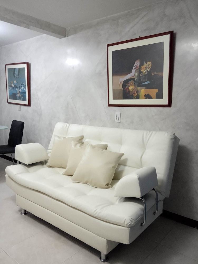 Apartamentos Portal Del Pinar