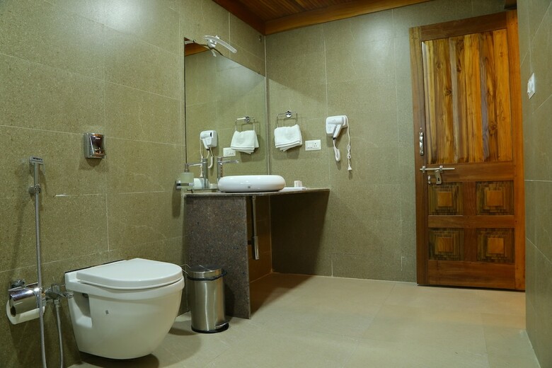 Hotel Rainforest Resort
