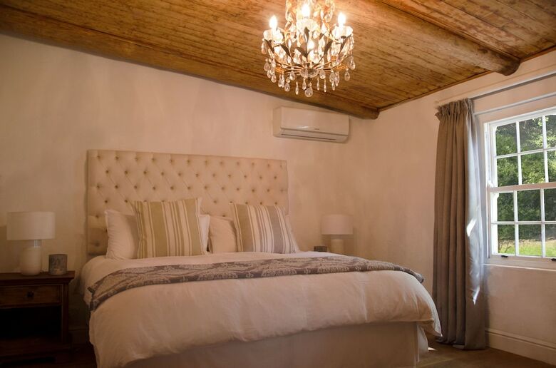 Hotel La Paris Estate