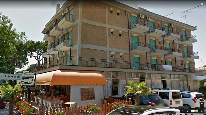 Hotel Mirage