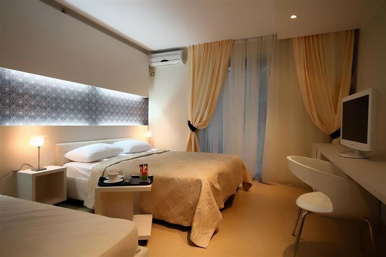 Hotel Domador Rooms And Apartments