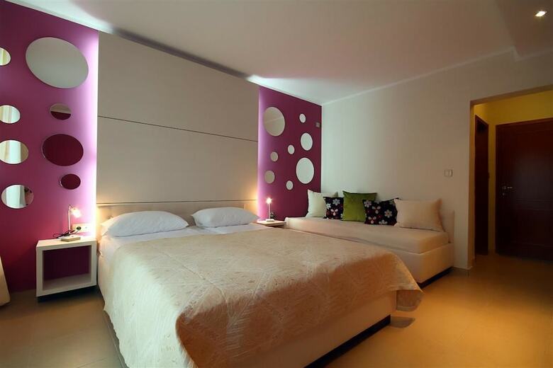 Hotel Domador Rooms And Apartments
