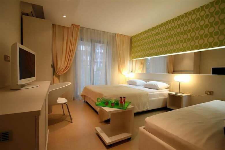 Hotel Domador Rooms And Apartments
