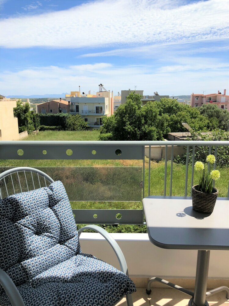 Apartamentos Athens Airport Lodge