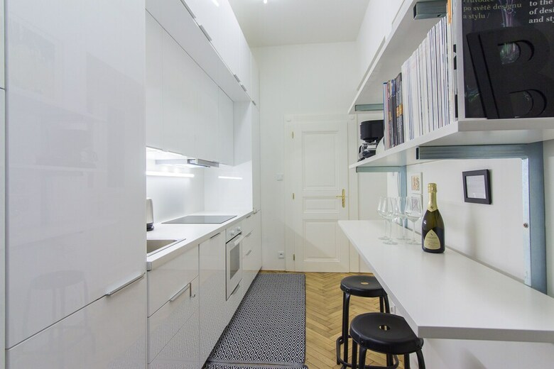 Stylish Modern Apartment For 5 People