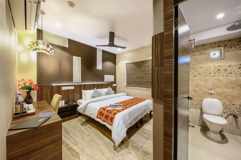 Hotel Narayani Enclave