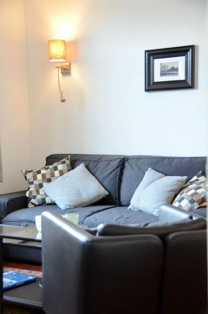 Aparthotel Le Baron Apartments