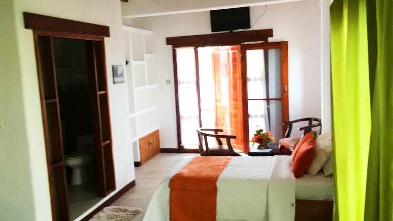Bed & Breakfast Gala House Gal�pagos