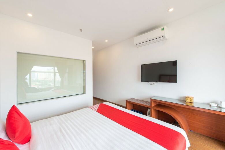 Oyo 196 Sweet Hotel