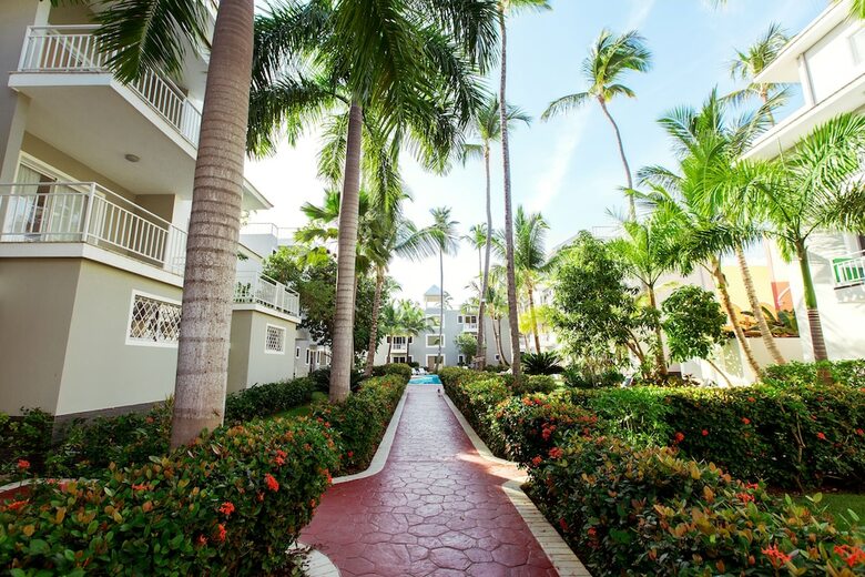 Hotel Truecost Caribbean Paradise