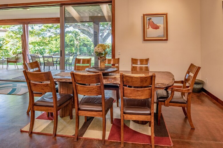 Villa Quatro - Five Bedroom House