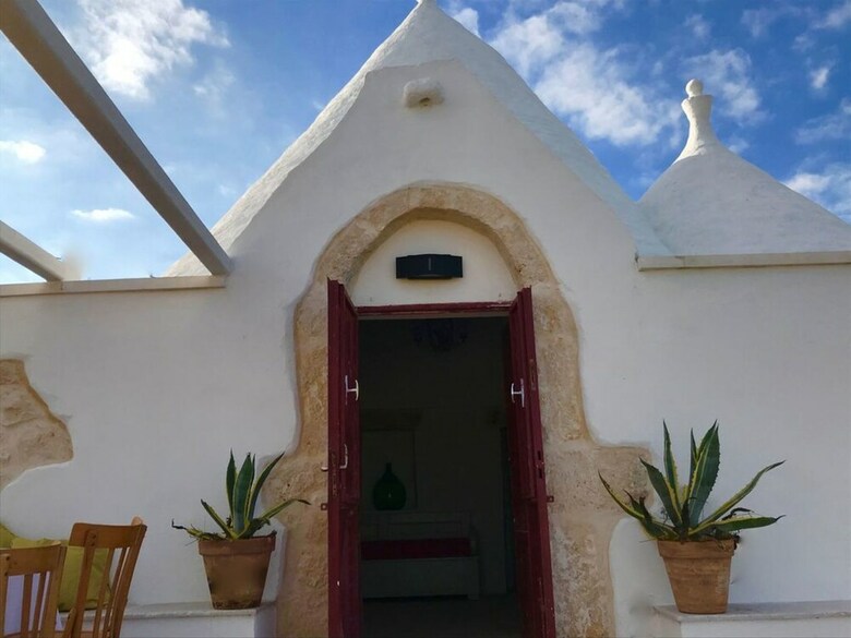 Trullo Panoramica