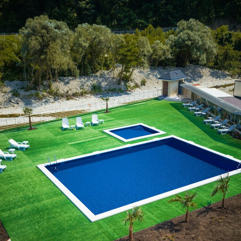 Hotel Revu