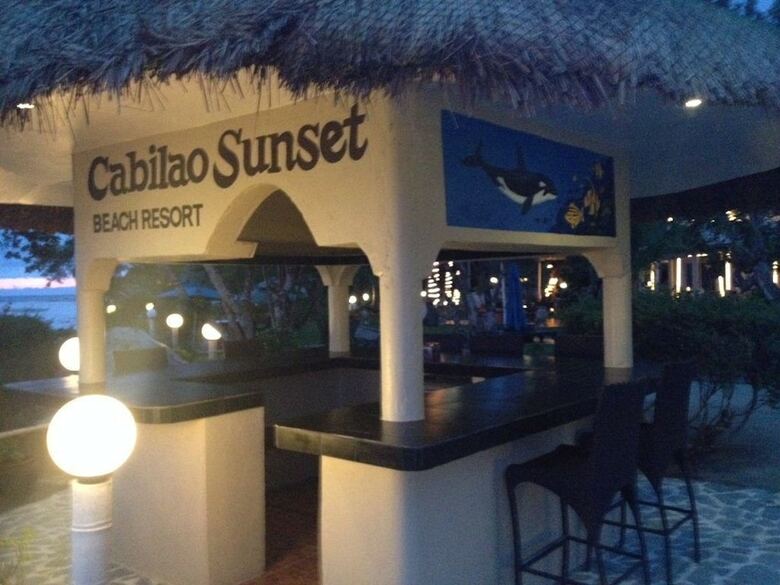 Hotel Cabilao Sunset Dive & Beach Resort