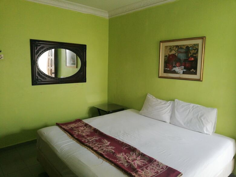 Hostal Oriental Riverside Guest House - Hostel