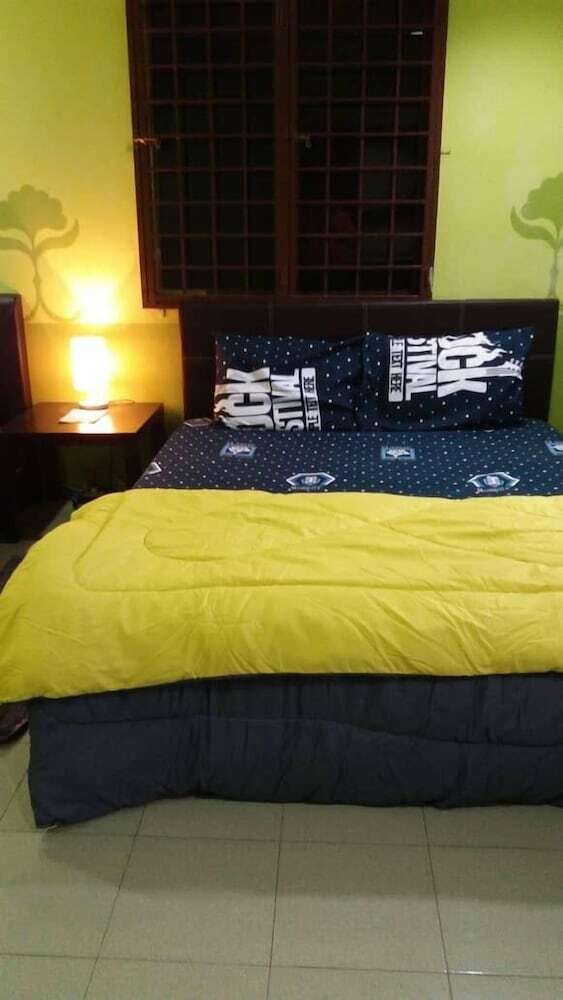 Hostal Oriental Riverside Guest House - Hostel