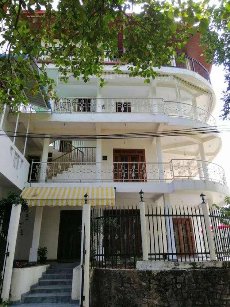 Chef Guru Hotels