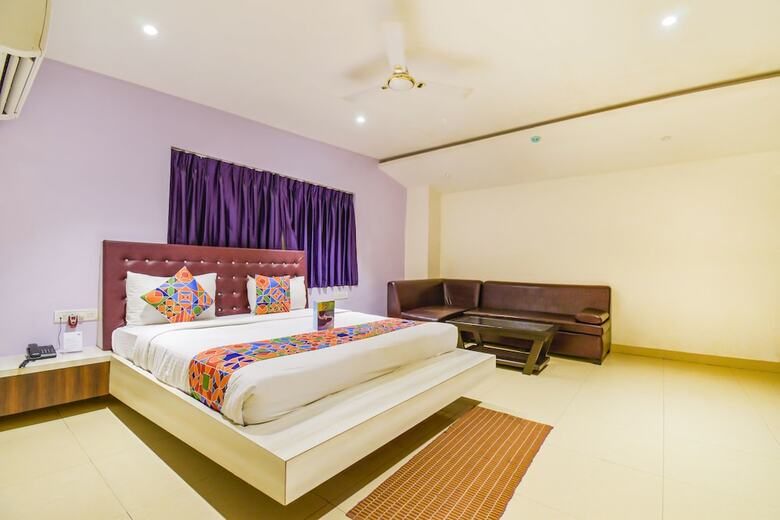 Fabhotel Pentagon