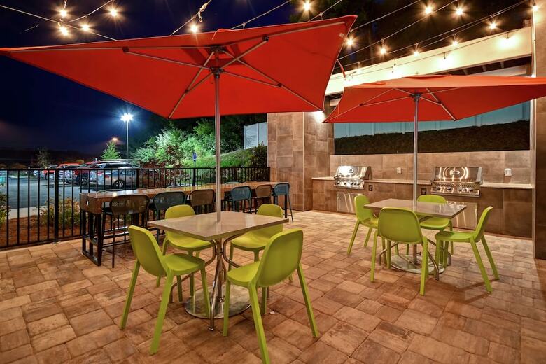 Hotel Home2 Suites By Hilton Birmingham Fultondale