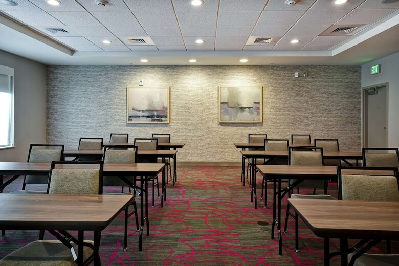 Hotel Home2 Suites By Hilton Birmingham Fultondale