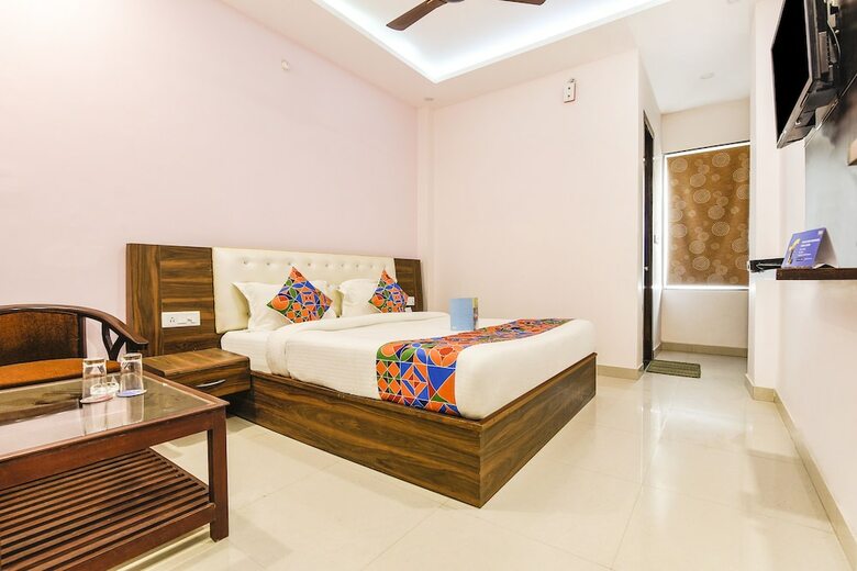 Fabhotel Heaven Grand