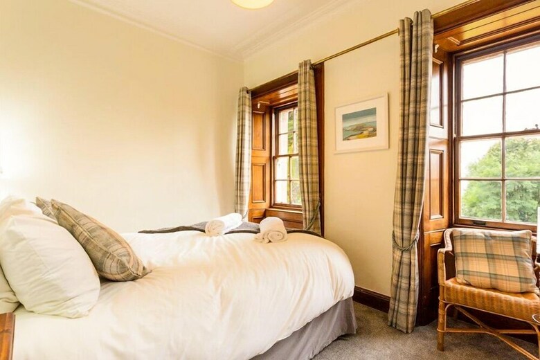 Old Kilmun House