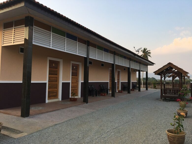 Motel D Village Cottage