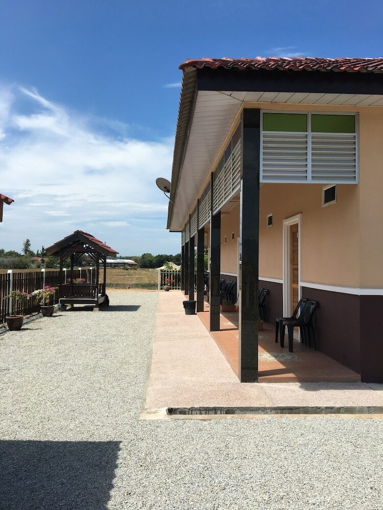 Motel D Village Cottage