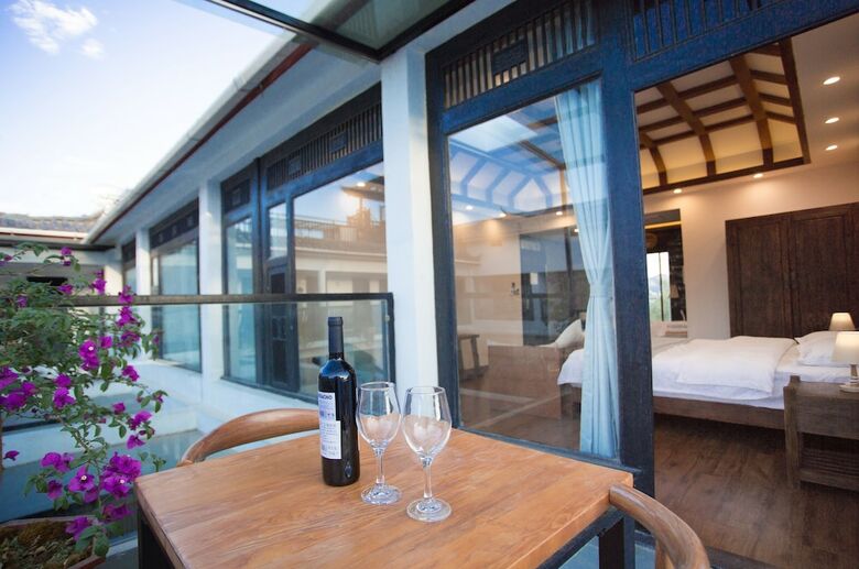Lijiang Gemmer Hotel