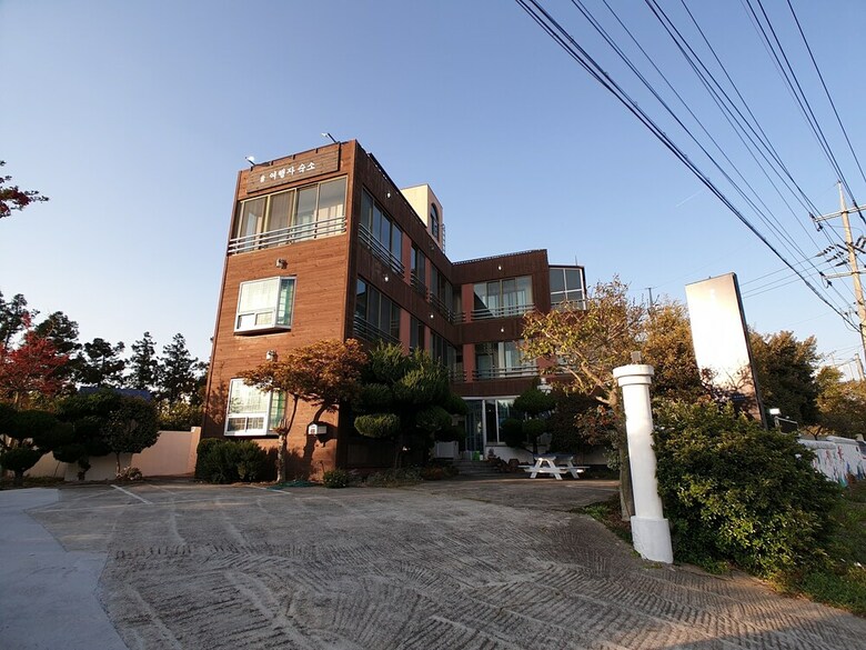 Hostal I'm Okay Guesthouse - Hostel