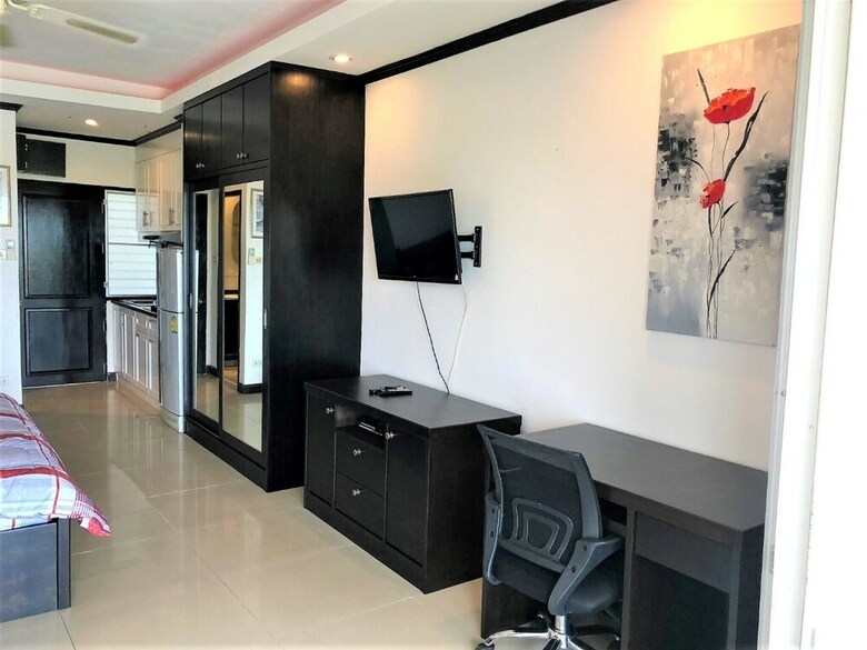 Apartamentos Top Floor Spacious Studio