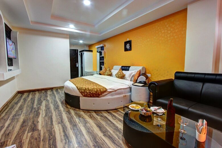 Hotel The Moniker Resort And Spa